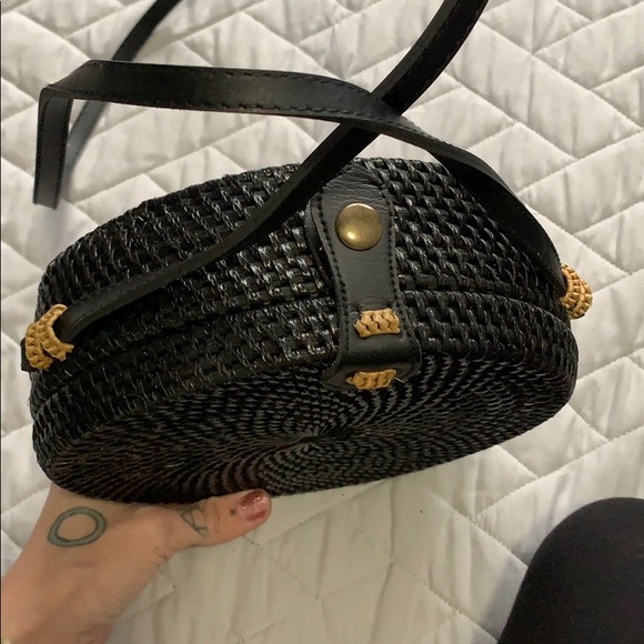 Basket small crossbody - Picture 2 of 3